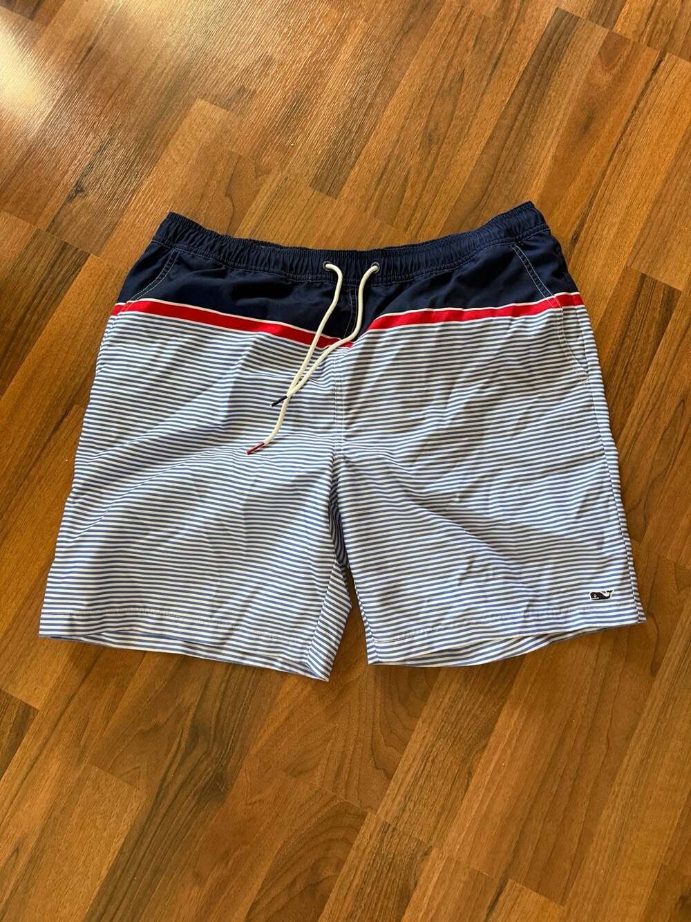 Vineyard Vines Target Men's Blue Striped Swim Trunks Size Medium